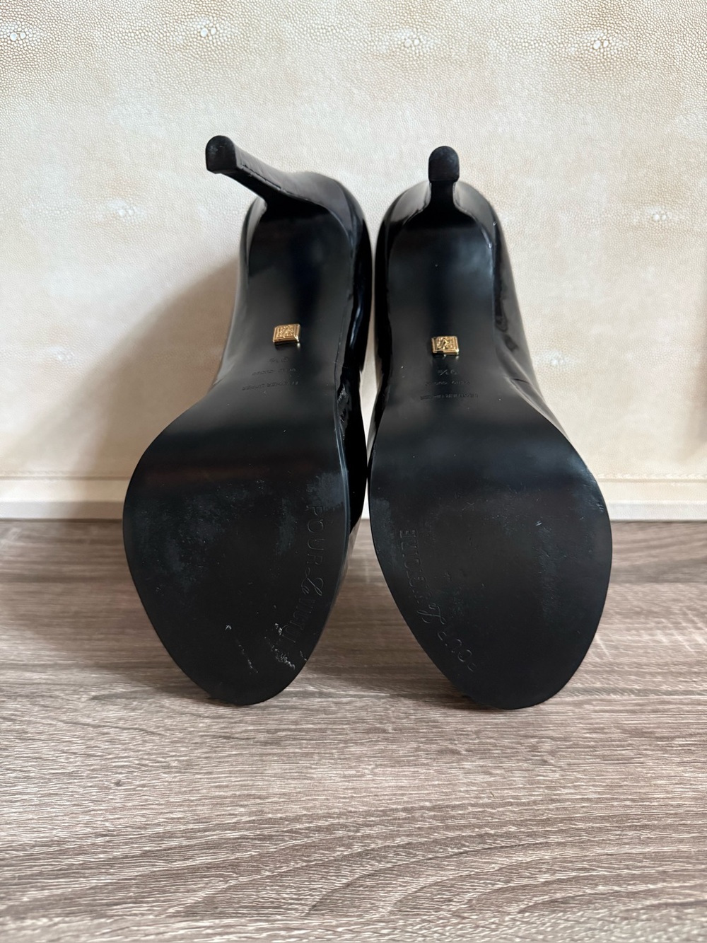 Pour La Victoire Irina Black Patent Leather Platform Pumps sz 9.5 - Picture 4 of 9